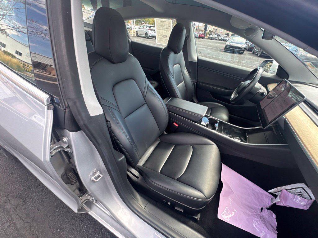 Used 2018 Tesla Model 3 Long Range RWD image 22