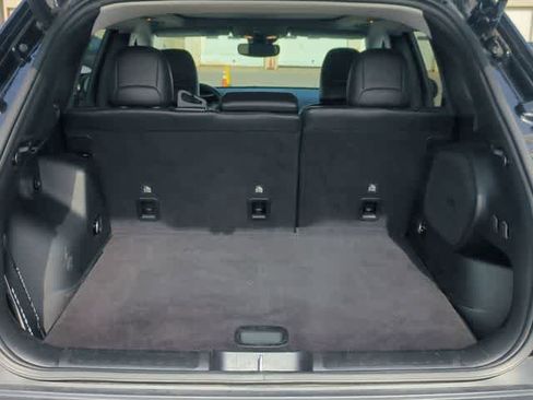 Used 2021 Jeep Cherokee Limited w/ Trailer Tow Group image 35