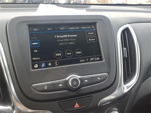 Used 2019 Chevrolet Equinox LT w/ Driver Convenience Package image 16