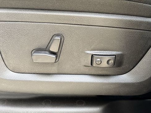 New 2026 RAM 2500 Laramie AWD/4WD image 26