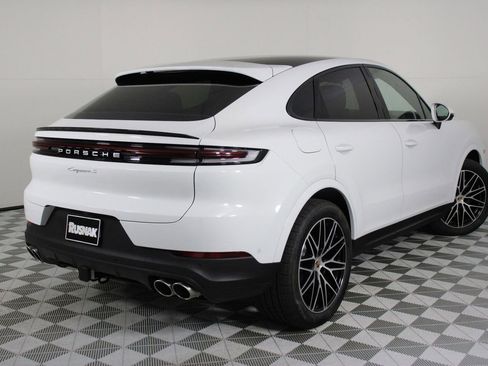 New 2026 Porsche Cayenne S image 7