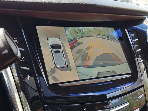 Used 2016 Cadillac Escalade Luxury AWD/4WD image 19