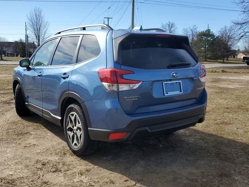 Certified 2021 Subaru Forester Premium image 4