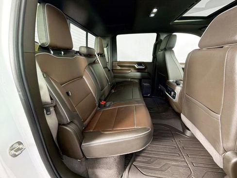Used 2024 GMC Sierra 2500 Denali w/ Denali Reserve Package image 28