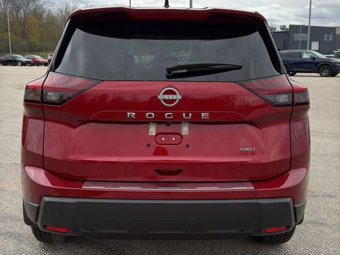 New 2026 Nissan Rogue SV w/ Cold Weather Package AWD/4WD image 7