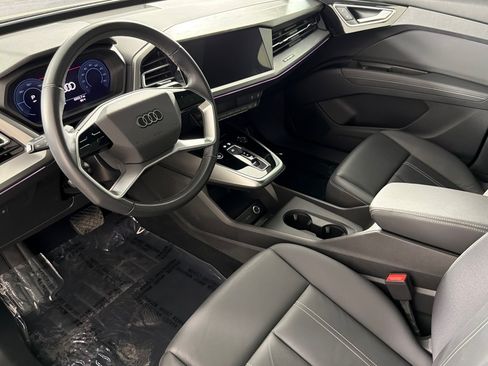 Used 2023 Audi Q4 e-tron Premium Plus w/ Premium Plus RWD image 9