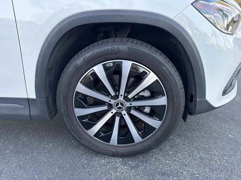 Used 2021 Mercedes-Benz GLA 250 w/ Premium Package image 41