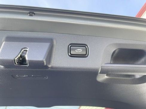 Used 2025 Hyundai Palisade Calligraphy image 22