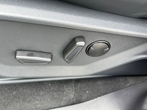 New 2025 Ford Expedition Platinum image 19