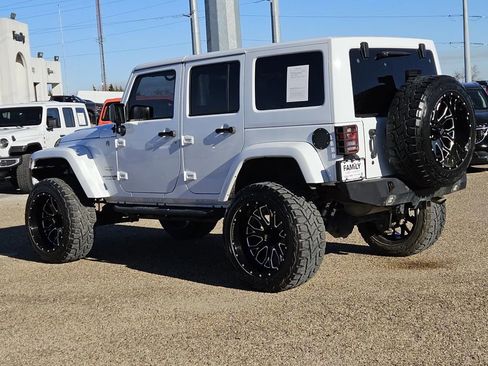 Used 2015 Jeep Wrangler Unlimited Sahara w/ Max Tow Package image 6