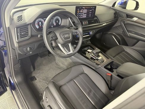 Certified 2025 Audi Q5 2.0T Premium image 10