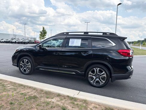 Certified 2025 Subaru Ascent Limited w/ Popular Package #1 AWD/4WD image 5