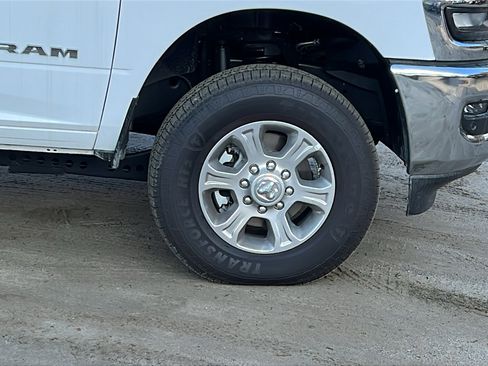 Used 2025 RAM 2500 Lone Star w/ Bed Convenience Group image 8