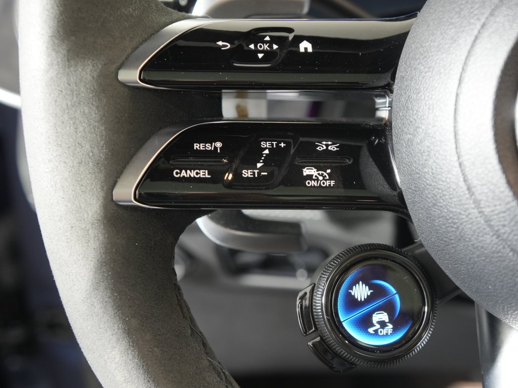 Certified 2024 Mercedes-Benz EQE AMG 4MATIC SUV image 22