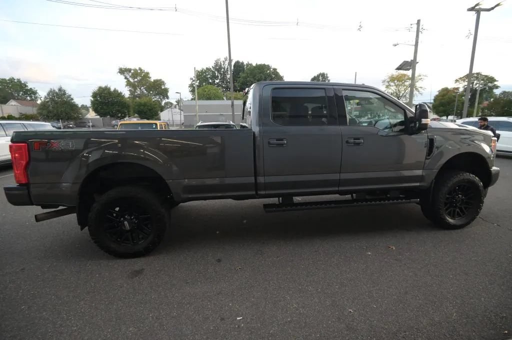 Used 2019 Ford F350 Lariat w/ Lariat Ultimate Package AWD/4WD image 6