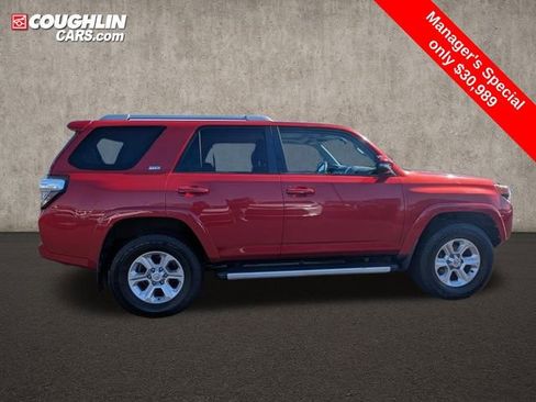 Used 2017 Toyota 4Runner SR5 image 8
