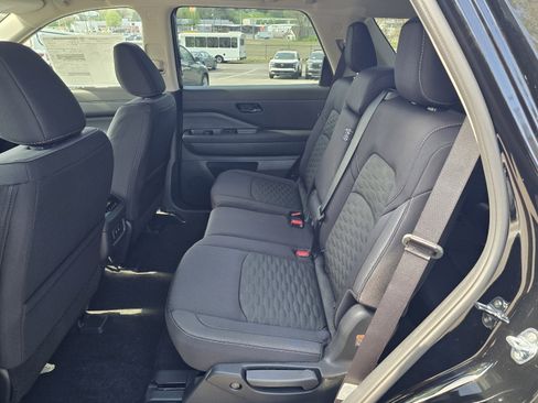 New 2026 Nissan Pathfinder SV FWD image 11