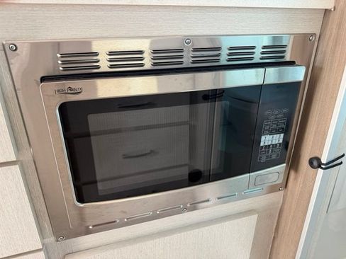 Used 2021 RAM ProMaster 3500 w/ Convenience Group FWD image 19
