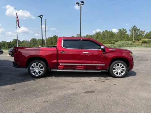 Used 2024 Chevrolet Silverado 1500 High Country w/ High Country Premium Package AWD/4WD image 6