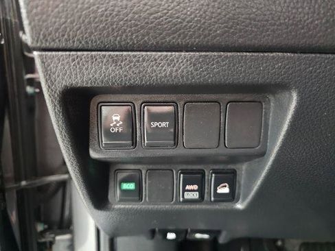 Used 2016 Nissan Rogue S image 13