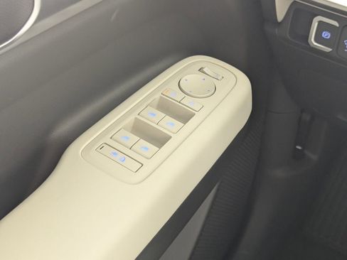New 2026 Hyundai Santa Fe SE FWD image 16