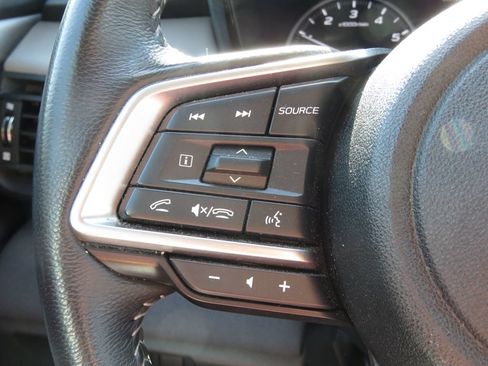 Used 2023 Subaru Outback Premium AWD/4WD image 22