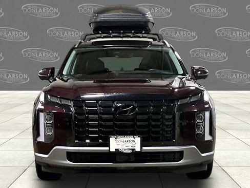 Used 2023 Hyundai Palisade Limited w/ Cargo Package AWD/4WD image 2