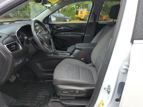 Used 2022 Chevrolet Equinox LT image 15