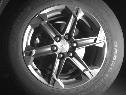 Used 2025 Chevrolet Blazer LT FWD image 12