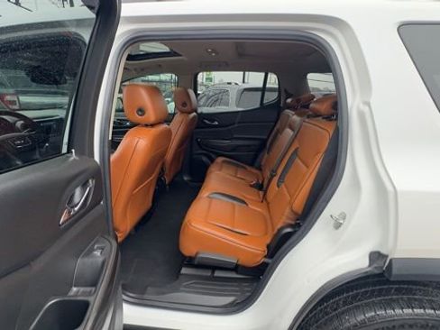 Used 2017 GMC Acadia SLT image 20