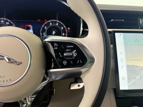 Certified 2026 Jaguar F-PACE R-Dynamic S image 30