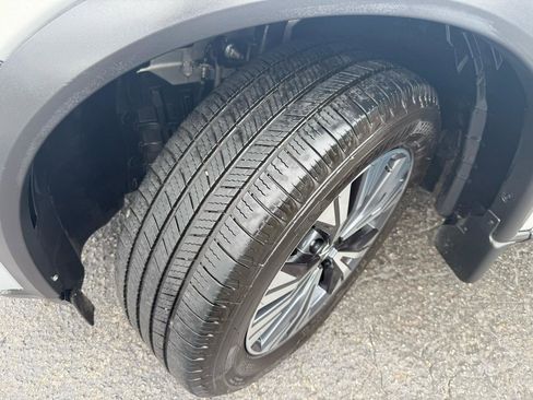Used 2021 Nissan Rogue SV AWD/4WD image 19