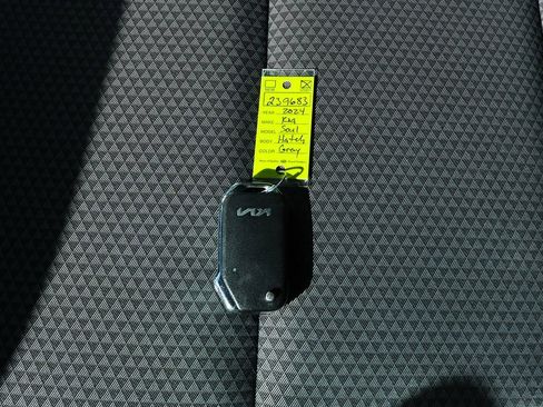 Used 2024 Kia Soul LX w/ Option Group 015 image 51