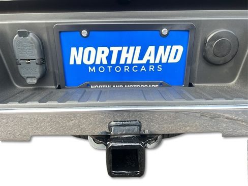 Used 2015 GMC Sierra 1500 SLT w/ SLT Crew Cab Value Package AWD/4WD image 14