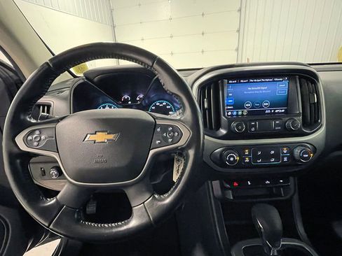 Used 2022 Chevrolet Colorado LT w/ LT Convenience Package AWD/4WD image 36