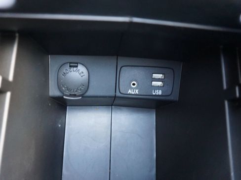 Used 2017 Subaru Forester 2.5i Touring AWD/4WD image 28