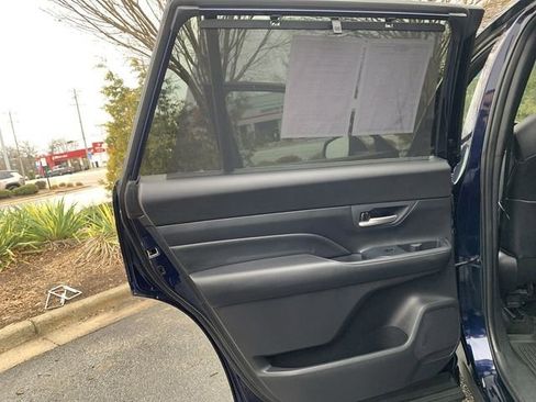 Certified 2024 Toyota Grand Highlander AWD Hybrid image 15