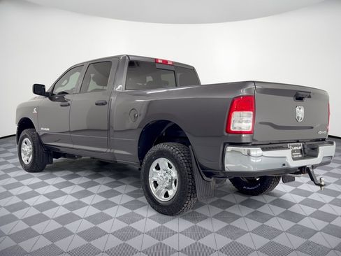 Used 2022 RAM 2500 Tradesman AWD/4WD image 3