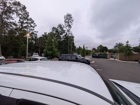Used 2022 Toyota Tacoma TRD Sport w/ Technology Package AWD/4WD image 11