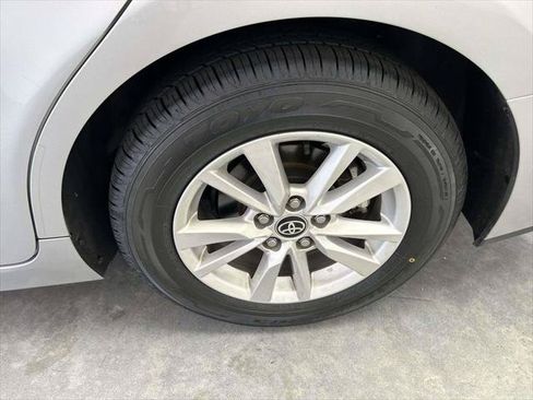 Certified 2025 Toyota Camry LE FWD image 9