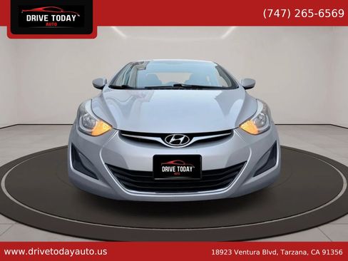Used 2016 Hyundai Elantra SE FWD image 1