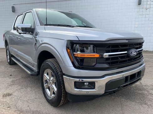 New 2025 Ford F150 XLT w/ Equipment Group 302A MID image 3