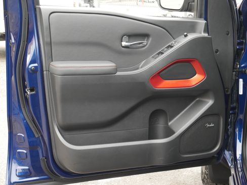 Certified 2023 Nissan Frontier PRO-4X w/ Pro-4X Premium Package image 35