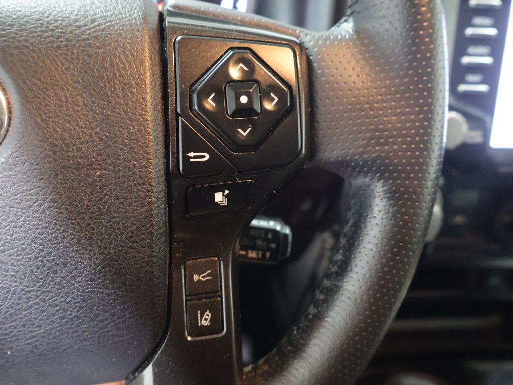 Used 2023 Toyota 4Runner TRD Off-Road Premium w/ Moonroof Package AWD/4WD image 34
