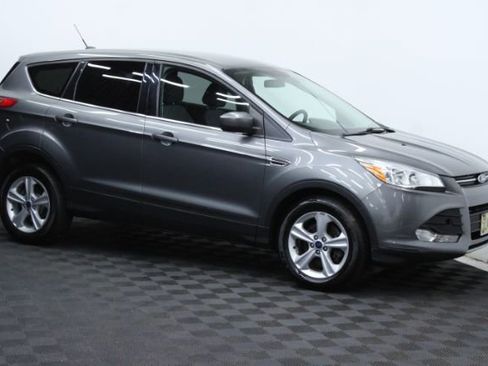 Used 2014 Ford Escape SE image 1