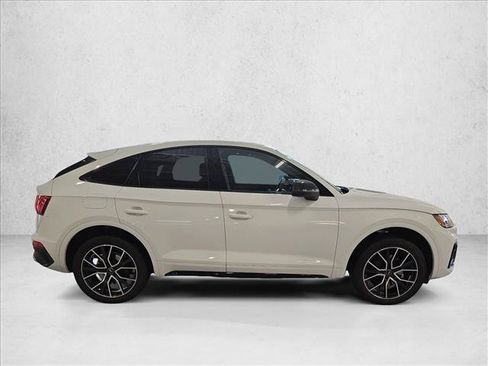 Used 2024 Audi SQ5 Premium Plus w/ Premium Plus Package AWD/4WD image 4