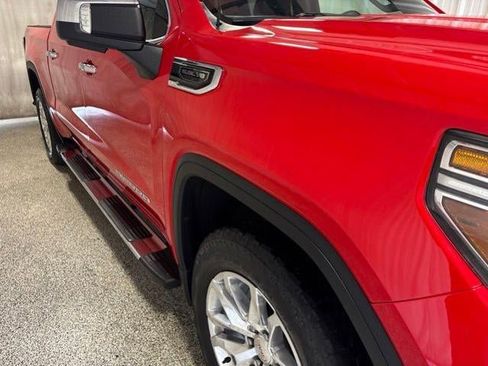 Used 2021 GMC Sierra 1500 SLT w/ SLT Premium Plus Package AWD/4WD image 9