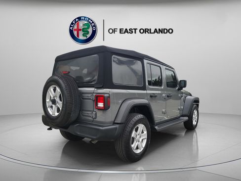 Used 2021 Jeep Wrangler Unlimited Sport image 7