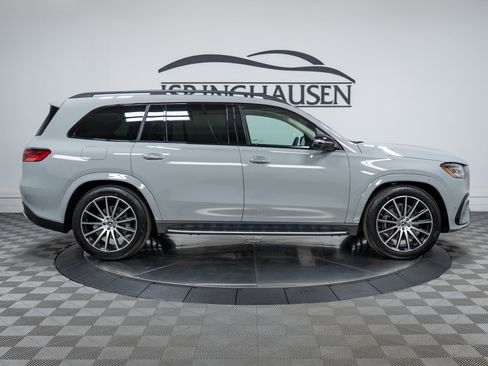 New 2026 Mercedes-Benz GLS 450 4MATIC image 4