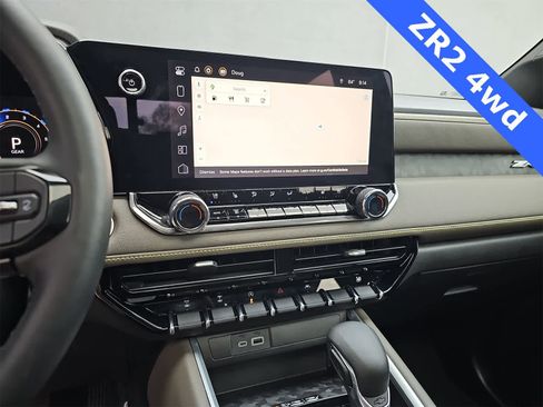 Used 2023 Chevrolet Colorado ZR2 w/ ZR2 Convenience Package III image 20